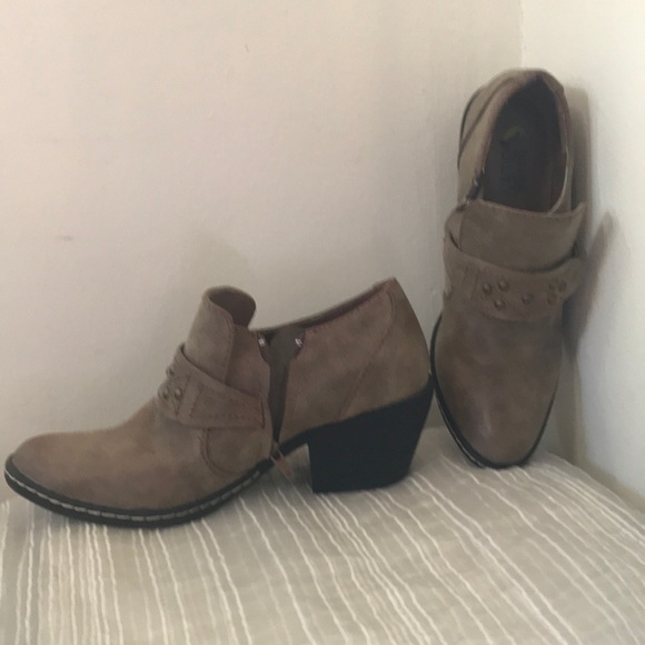 Banana Blues Boho Booties!!!! - Picture 2 of 4